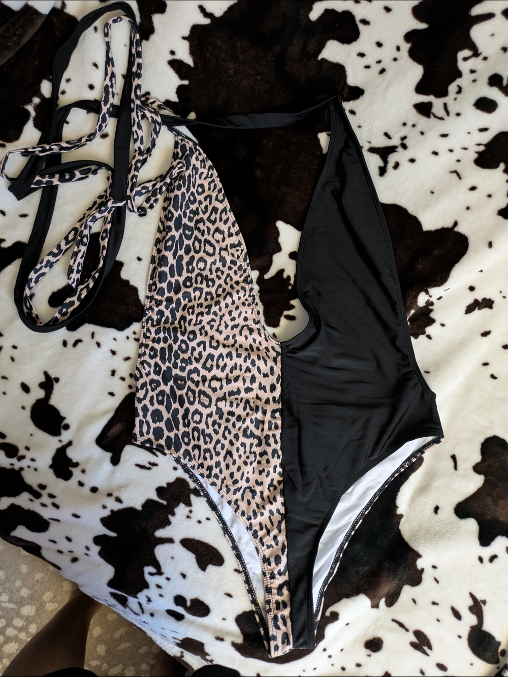 SHEIN Black & Leopard Print One-Piece Swimsuit